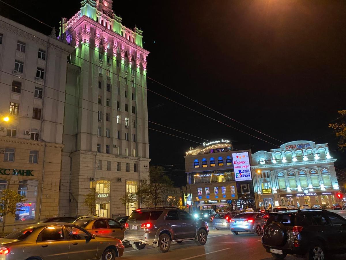 Panorama Luxury Apartment In The House With A Spire, A Historical Building In The City Centre Charkiv Exteriör bild