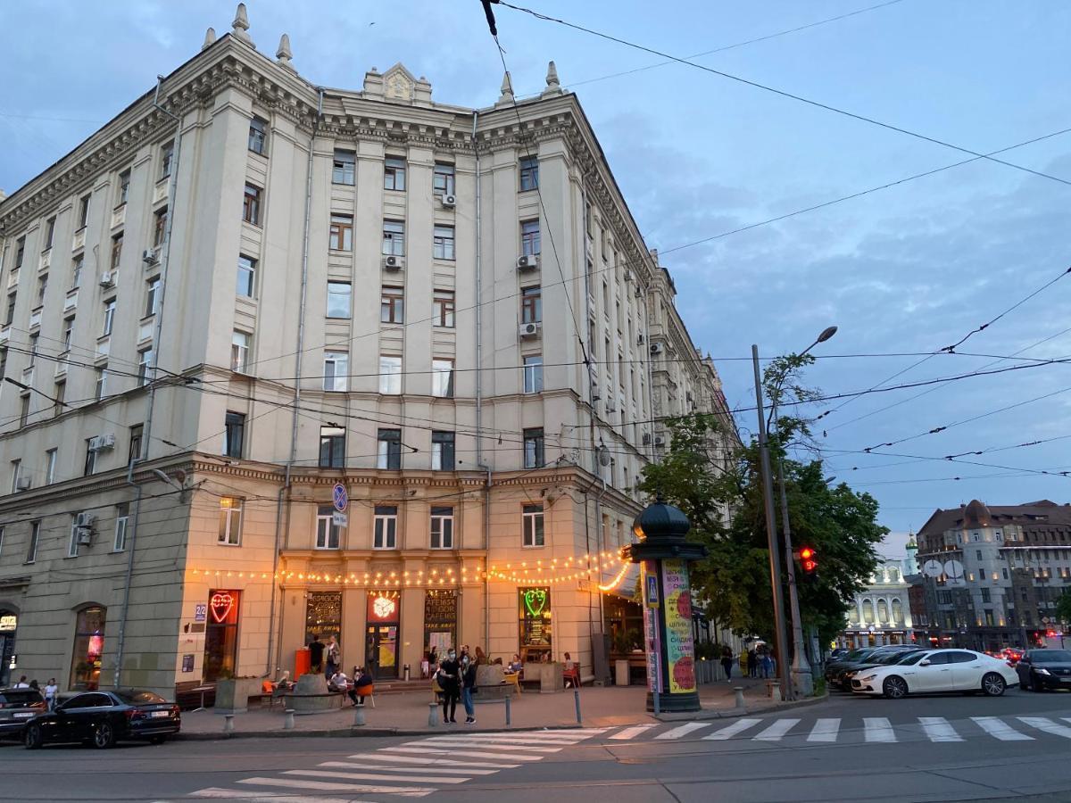Panorama Luxury Apartment In The House With A Spire, A Historical Building In The City Centre Charkiv Exteriör bild